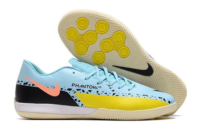 Nike Tênis de futebol indoor preto e marrom, perfil baixo, parte superior sintética, painel de acento de cobre metálico 12