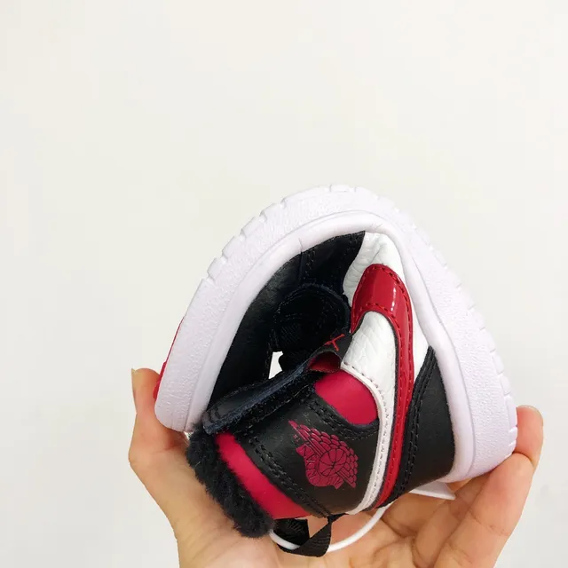 Nike Black Multicolor High-Top Furry-Lined Collar Basketball Shoes 6