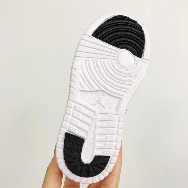 Nike Black Multicolor High-Top Furry-Lined Collar Basketball Shoes 14