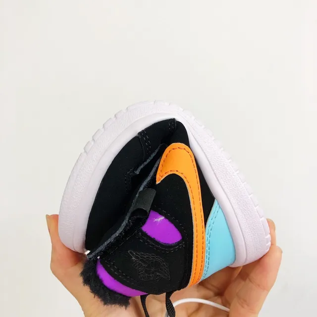 Nike Black Multicolor High-Top Furry-Lined Collar Basketball Shoes 21