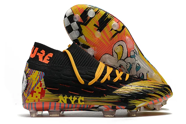 Nike Chaussures de football à tige en jersey noir multicolor à talons bas pour terrain ferme 1