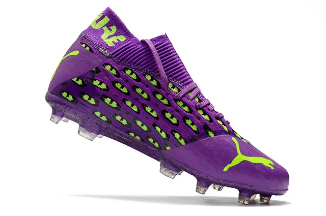 Nike Chaussures de football à tige en jersey noir multicolor à talons bas pour terrain ferme 12
