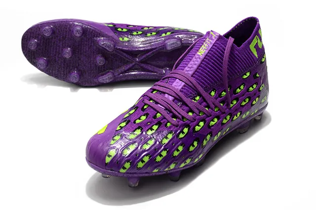 Nike Chaussures de football à tige en jersey noir multicolor à talons bas pour terrain ferme 15