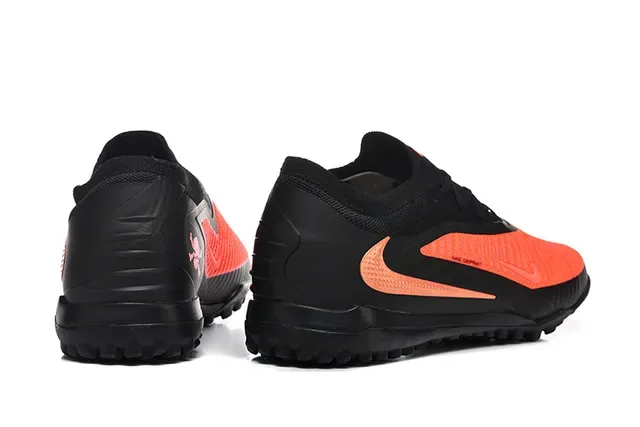 Nike Chaussures de Football Turf Noir Orange Low-Cut Knit Upper Synthetic Overlay Cage 5