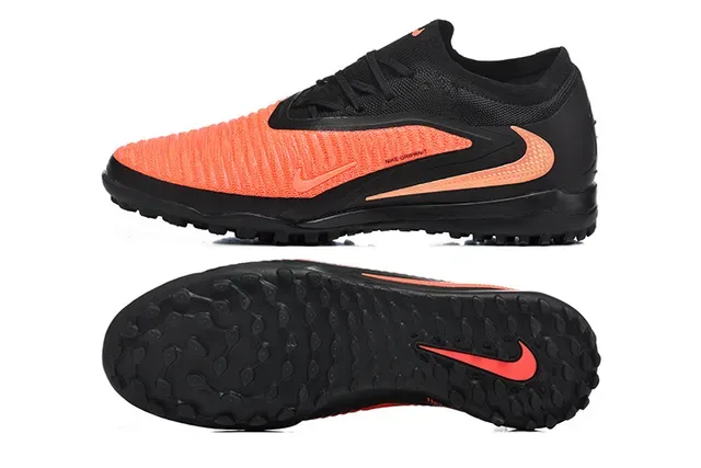 Nike Chaussures de Football Turf Noir Orange Low-Cut Knit Upper Synthetic Overlay Cage 9