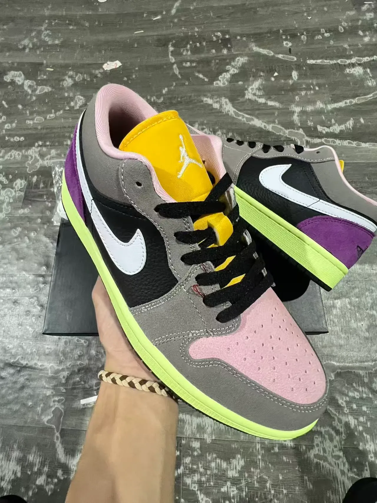 Nike Black Purple Low-Top Silhouette Mixed-Material Upper Lifestyle Sneakers 2