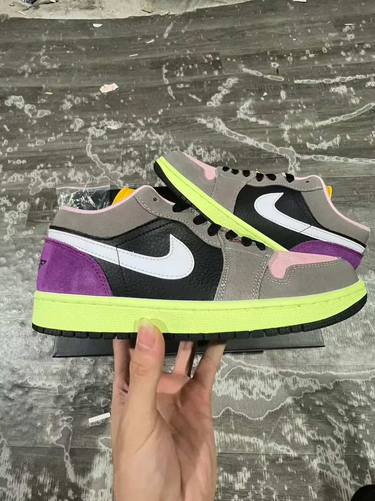 Nike Black Purple Low-Top Silhouette Mixed-Material Upper Lifestyle Sneakers 7