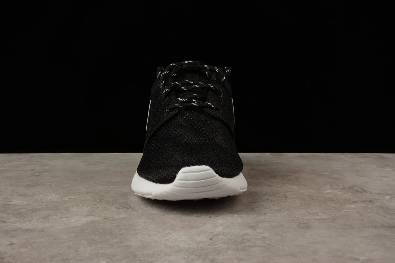 Nike Black White Knit Upper Minimalist Silhouette Lifestyle Sneakers 8