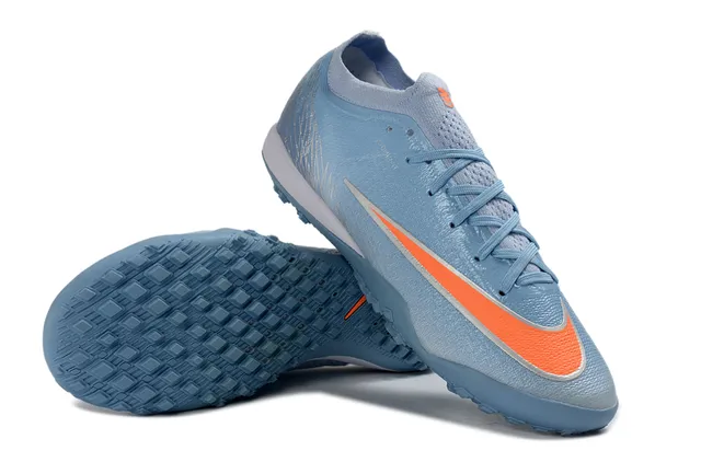 Nike Chaussures de Football pour Pelouse Bleu Orange à Coupe Basse Collet Ajustement Chaussette Tige Synthétique Texturée Métallique 4