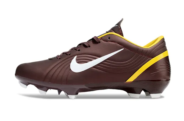Nike Brown Yellow Low-Cut Synthetic Upper Wave-Textured Embossing Firm-Ground Soccer Shoes 6