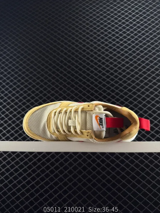 Nike Craft M Off-White and Gray Lifestyle Sneakers 2