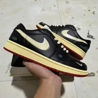 Nike Dunk Low Black Cream Red Lifestyle Sneakers