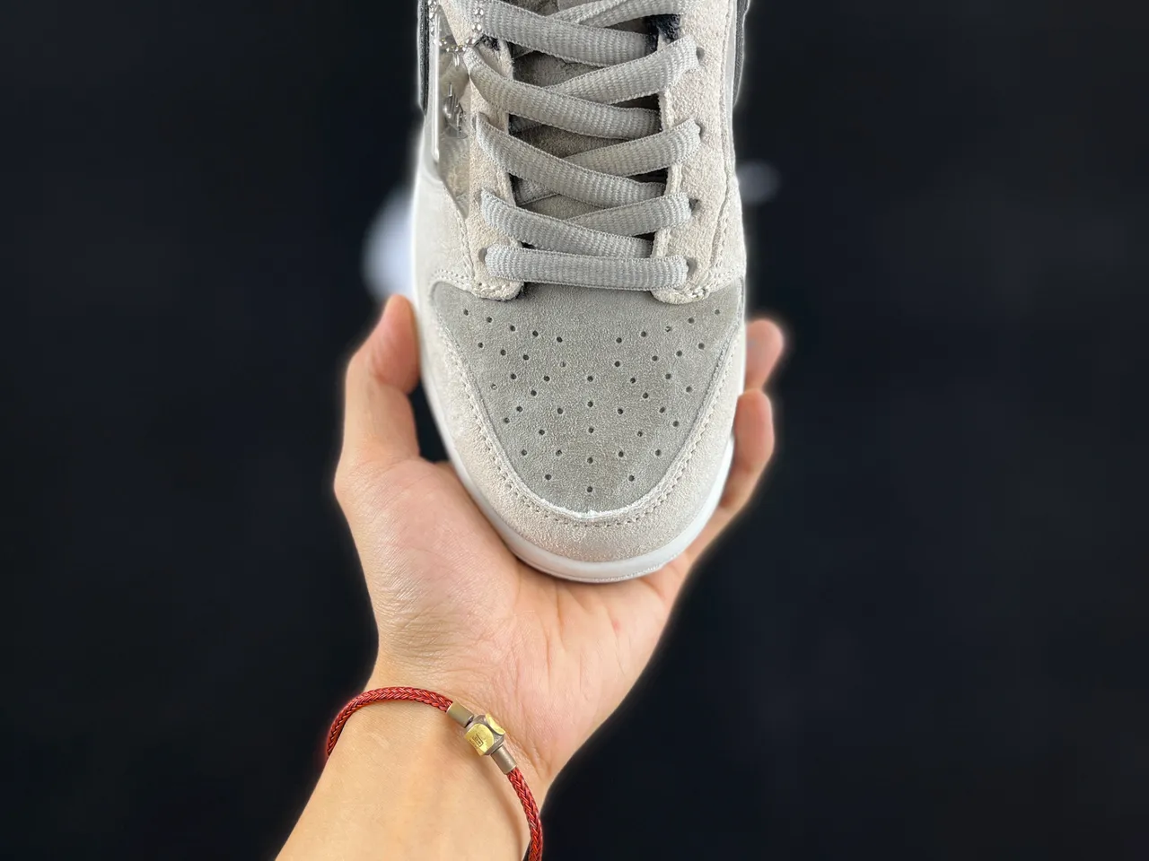 耐克 Dunk Low 灰色麂皮滑板鞋 8