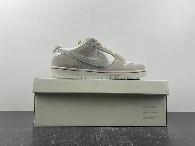 Nike Dunk Low Off-White Beige Lifestyle Sneakers 14