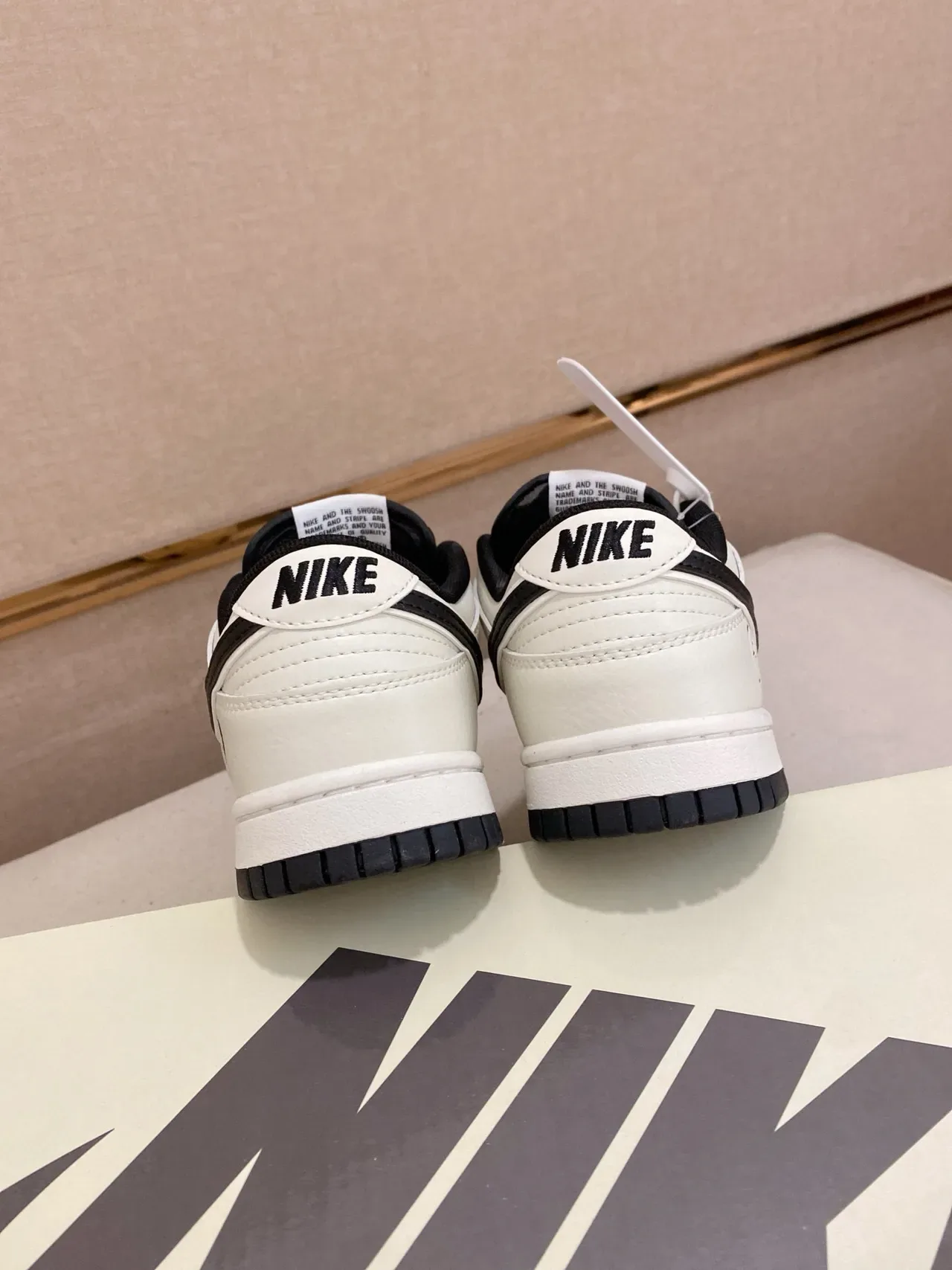 Nike Dunk Low White Black Lightning Collaboration Lifestyle Sneakers 8