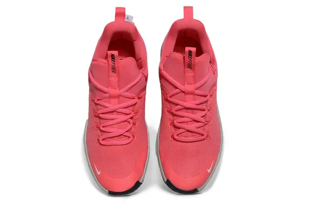 Nike Free Chaussures de course rose gris knit upper semelle segmented flex groove 2