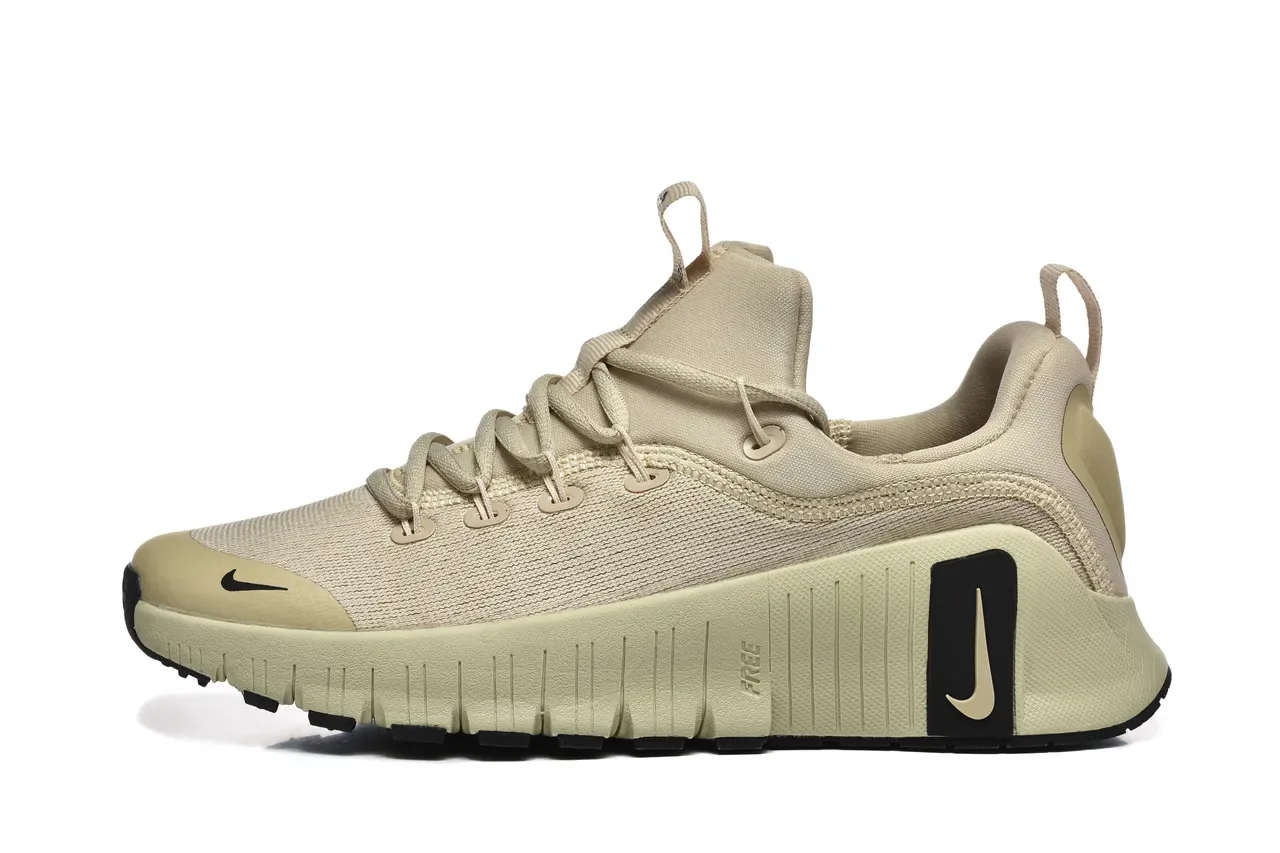 Nike Free RN بيج وأسود حذاء رياضي لايف ستايل 6