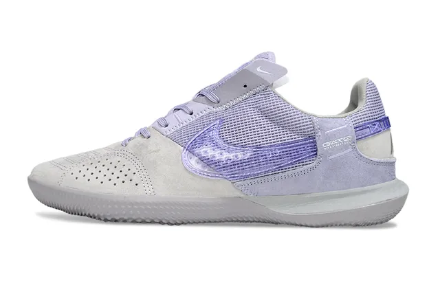 Nike Gato أحذية كرة القدم الداخلية باللون البنفسجي والوردي 8