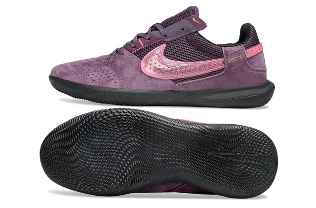 Nike Gato أحذية كرة القدم الداخلية باللون البنفسجي والوردي 20