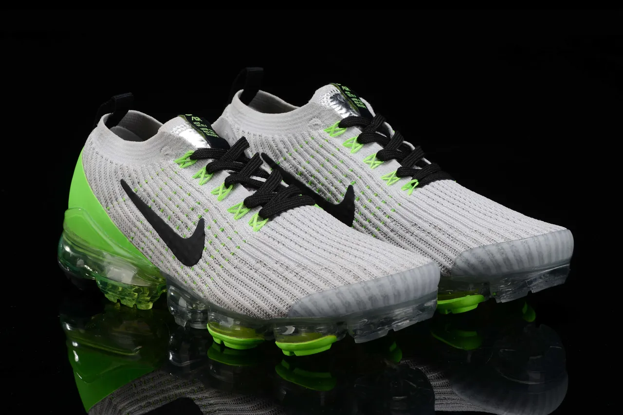 Nike Gray Green Knit Upper Full-Length Visible Air Unit Running Shoes 7