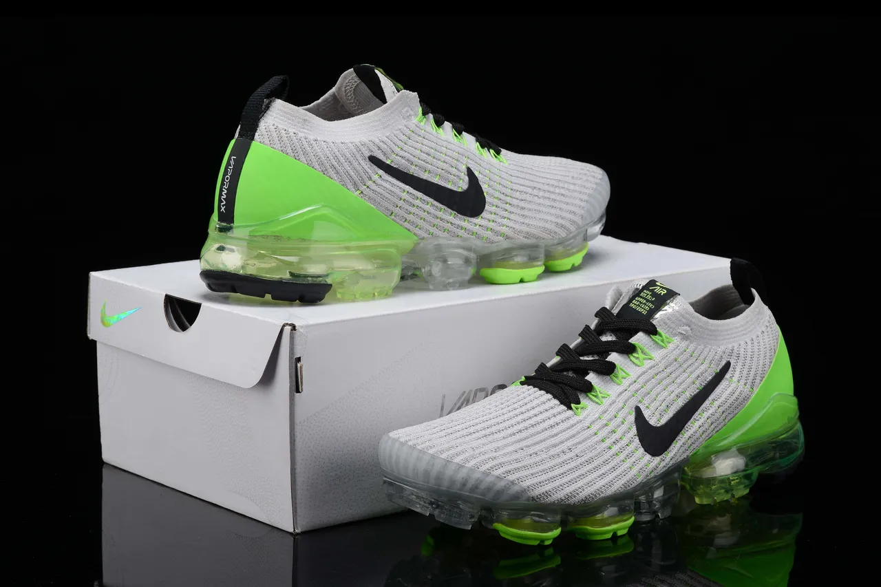 Nike Gray Green Knit Upper Full-Length Visible Air Unit Running Shoes 9