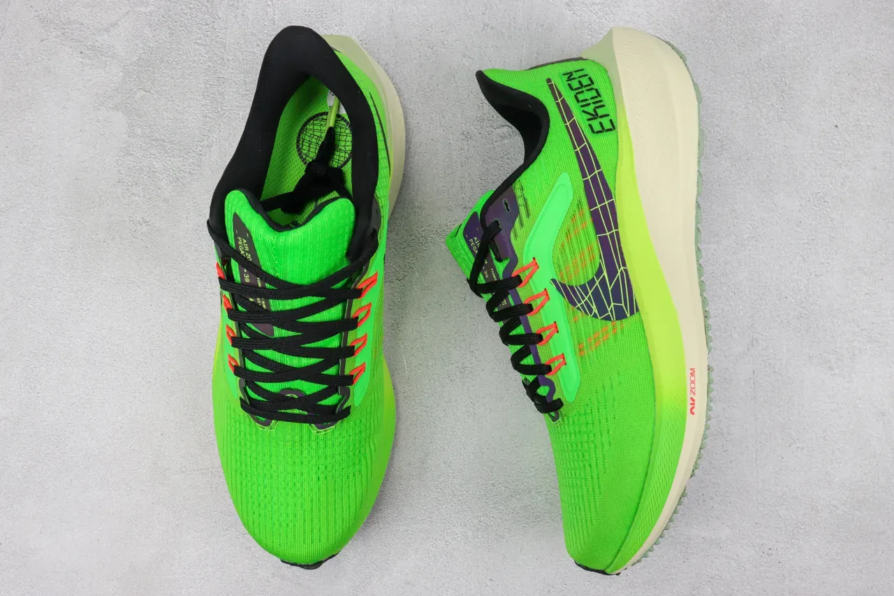 Nike Green Black Upper en Knit Engineered Longueur Complète ZoomX Foam Chaussures de Running 3