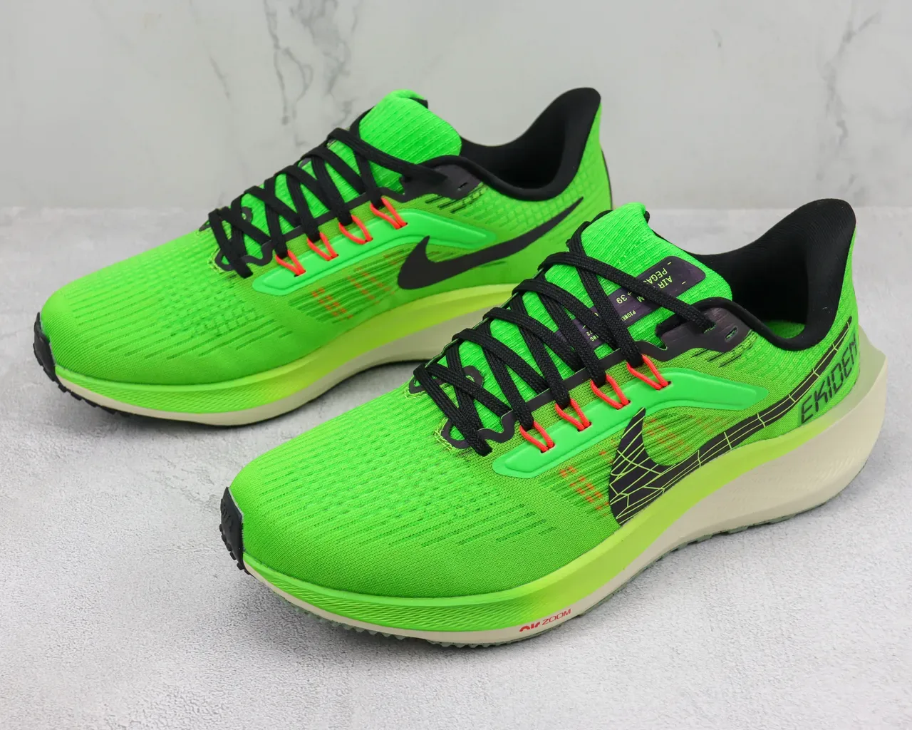 Nike Green Black Upper en Knit Engineered Longueur Complète ZoomX Foam Chaussures de Running 4