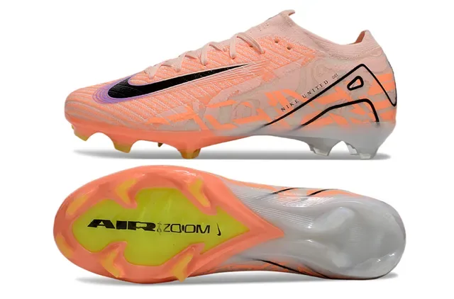 Nike Chuteira de Futebol com Upper de Knit Laranja e Preto, Colar de Ajuste Dinâmico, para Campo Firme 6