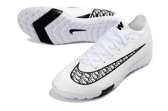 Nike Phantom GT Turf White Black Patterned Swoosh Turf Soccer Shoes 2