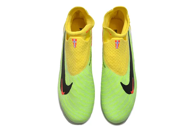 Nike Phantom GT Yellow Green Sock-Fit Knit Upper Translucent TPU Outsole Firm-Ground Soccer Shoes 2