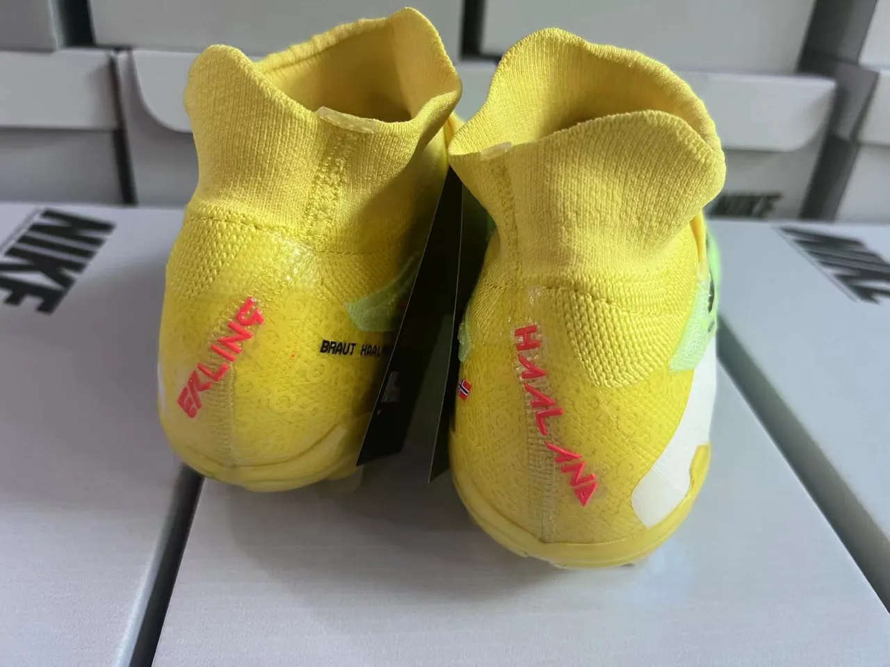 Nike Phantom GT Yellow Green Sock-Fit Knit Upper Translucent TPU Outsole Firm-Ground Soccer Shoes 15