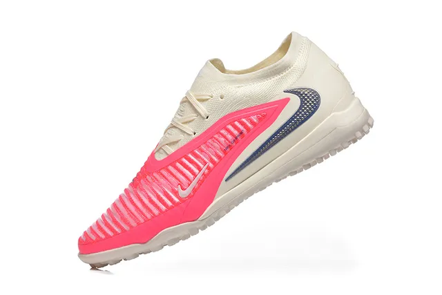 Nike Chaussures de foot turf rose beige avec upper en maille et lacets asymétriques 5