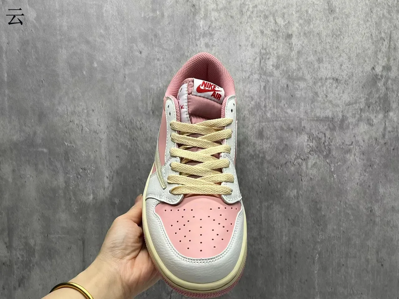 Nike Sneakers Lifestyle de Cuir avec Couches en Rose et Beige Low-Top 3