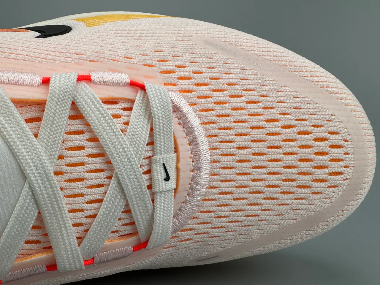 Nike Pink Orange Engineered Knit Upper Gradient Midsole Running Shoes 2