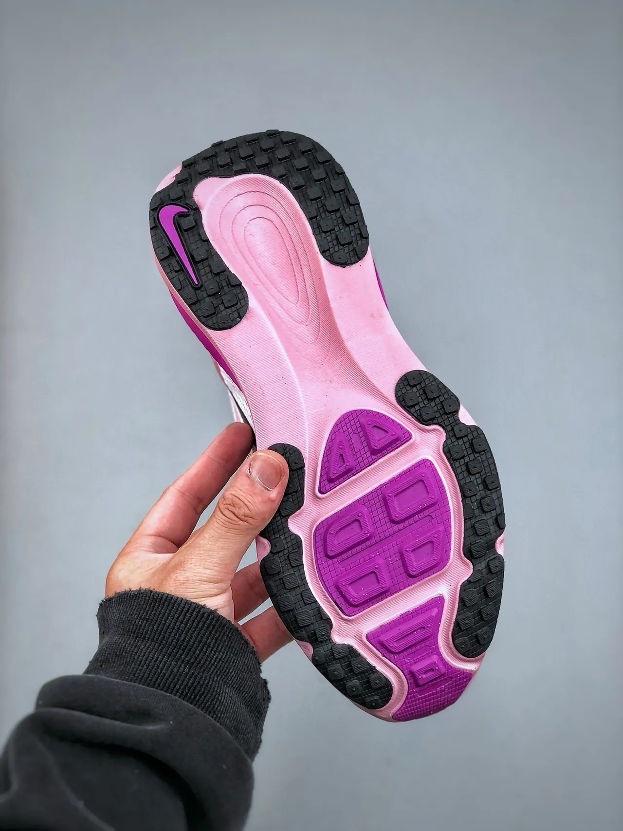 Nike Pink White Engineered Mesh Upper Full-Length ZoomX Midsole Running Shoes 8
