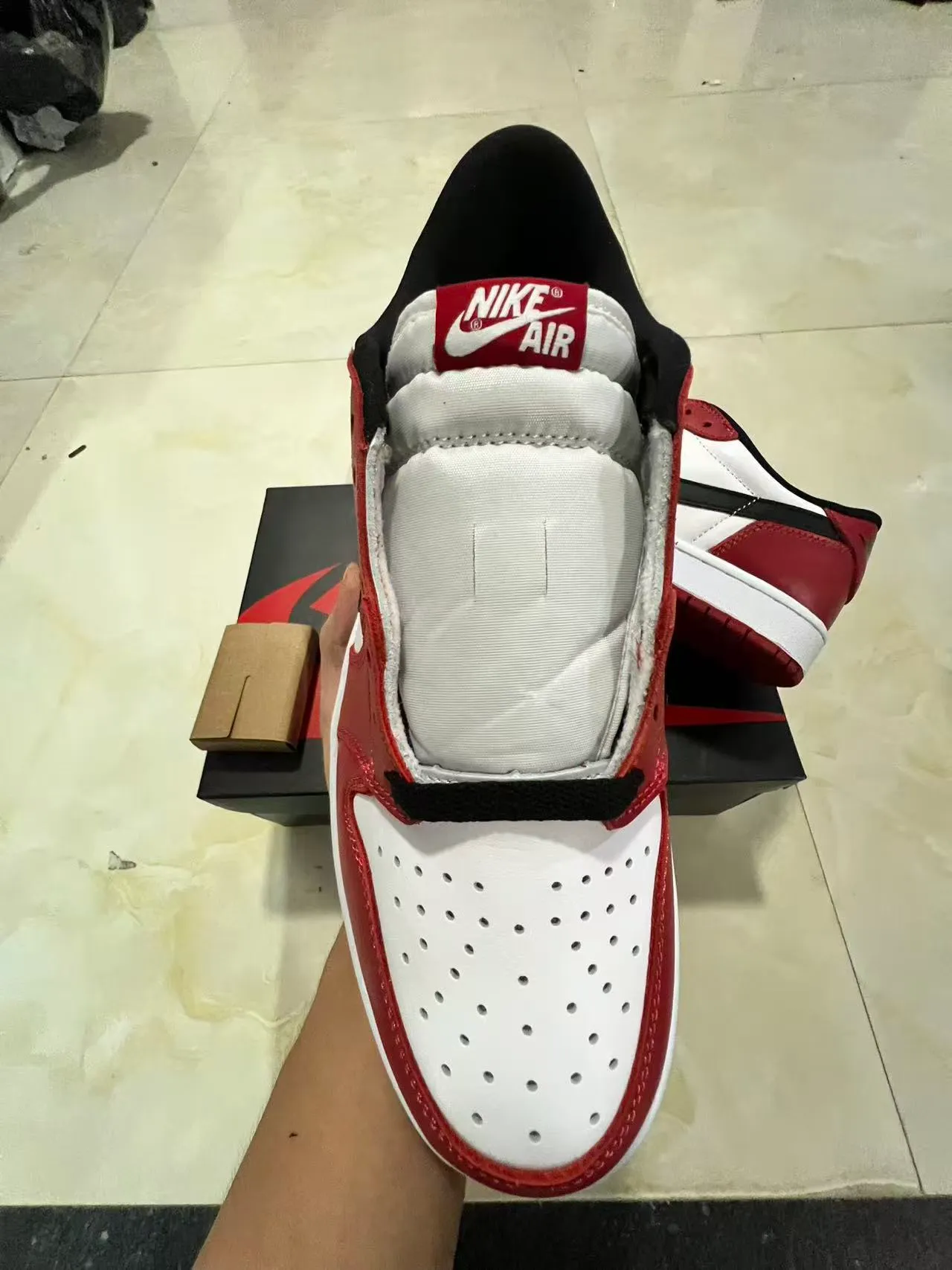 Nike Red Black Low-Top Leather Upper Lifestyle Sneakers 3