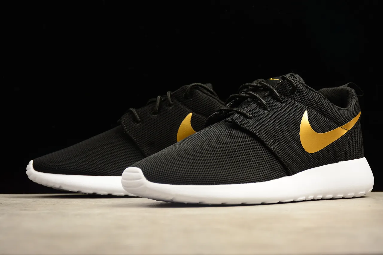 Nike Roshe One Black and Gold Lifestyle Sneakers 6