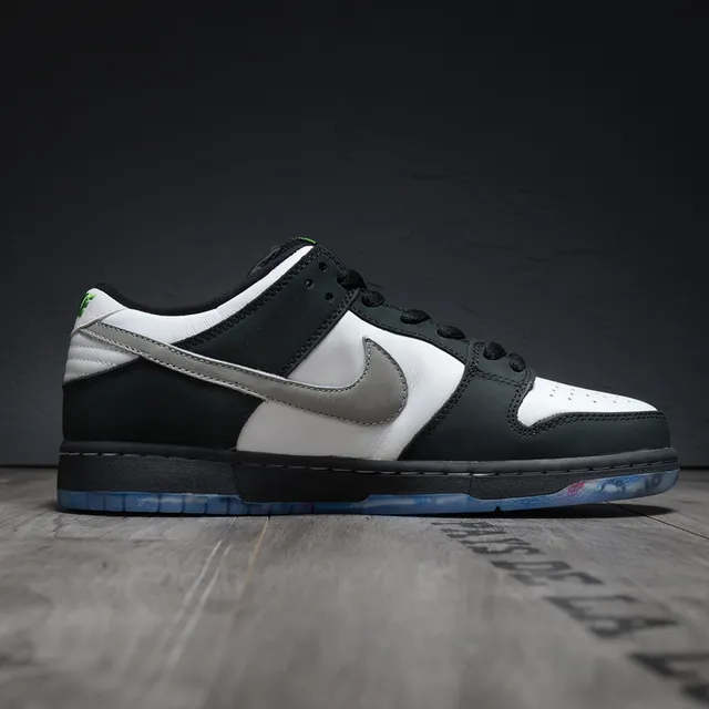 Nike SB Dunk Low Black White Pigeon Skateboard Shoes 7