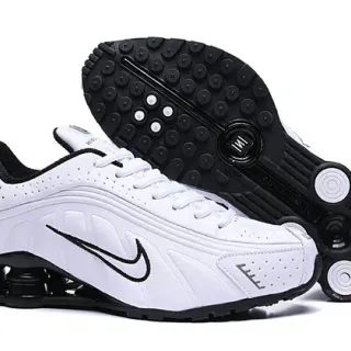 Nike Shox R4 White Black Lifestyle Sneakers