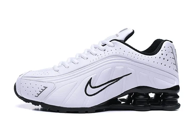Nike Shox R4 White Black Lifestyle Sneakers 2