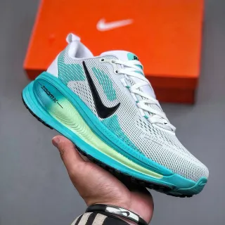 Nike White Blue Engineered Mesh Upper Wave-Pattern Overlays Running Shoes