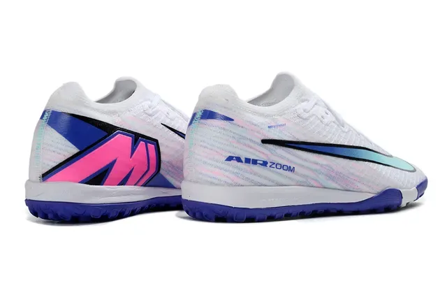 Nike Tênis de futebol turf branco e azul upper knit swoosh iridiscente 5