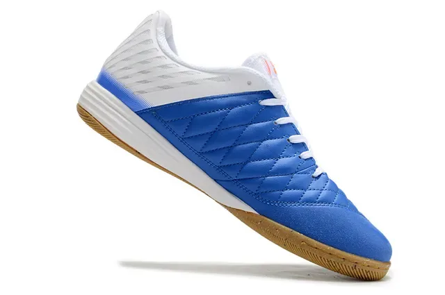 Nike White Blue Quilted Toe Cap Diamond-Mesh Side Panel Indoor Soccer Shoes 2