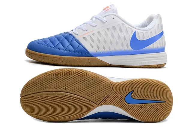 Nike White Blue Quilted Toe Cap Diamond-Mesh Side Panel Indoor Soccer Shoes 4