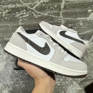 Nike White Gray Low-Top Suede And Leather Paneling Lifestyle Sneakers