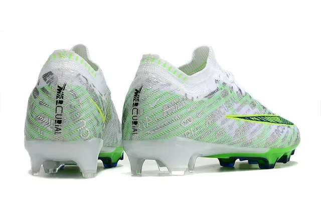 Nike Chaussures de football blanc vert upper tricot semelle translucide ground ferme 4