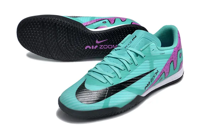 Nike Chaussures de football indoor blanc et rose à tige basse en mesh synthétique 17