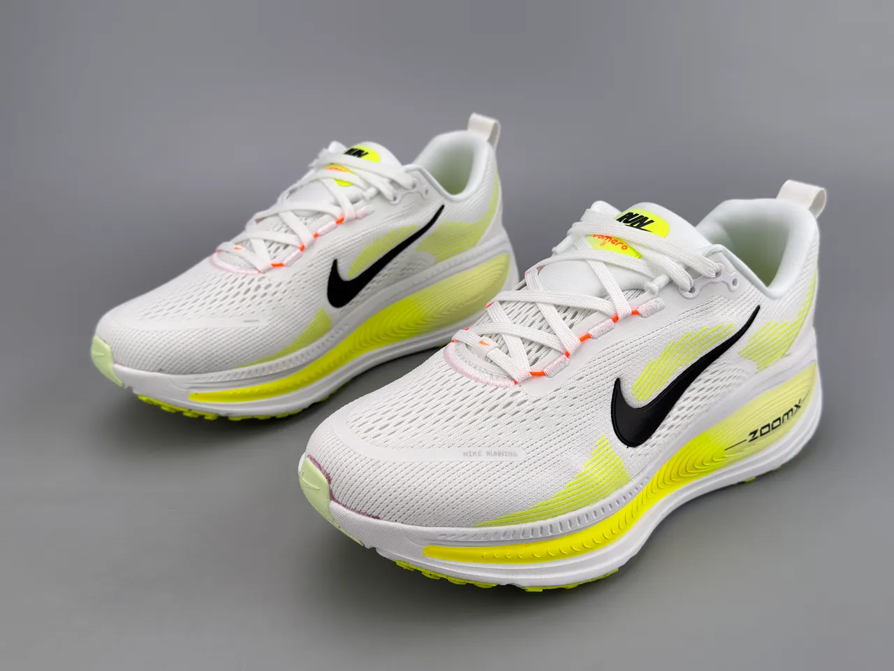 Nike White Yellow Engineered Knit Upper Wave-Pattern Overlays Running Shoes 5