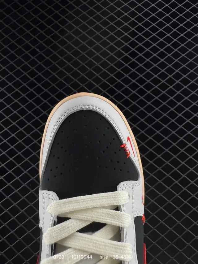 Nike x Balenciaga Dunk Low Navy and Cream Lifestyle Sneakers 2