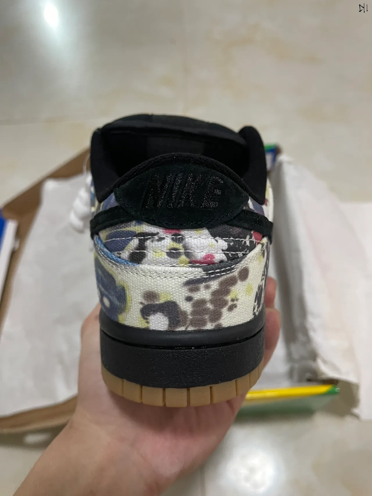 Nike x Supreme SB Dunk Low 多色拼贴滑板鞋 6
